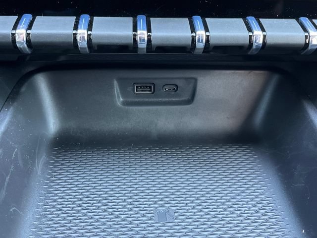 New 2026 GMC Terrain Denali w/ LPO, Floor Liner Package AWD/4WD image 33