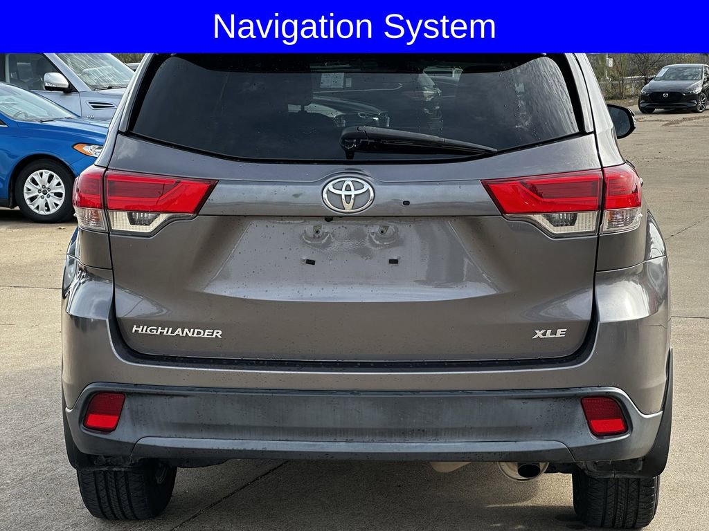 Used 2019 Toyota Highlander XLE image 5