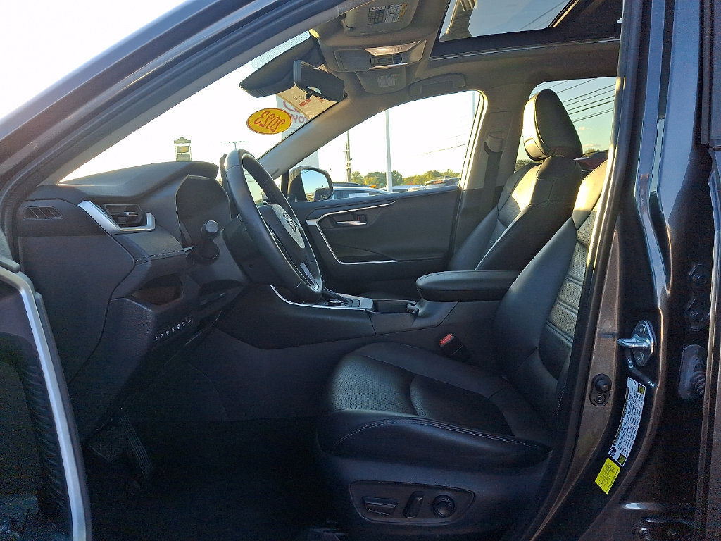 Certified 2023 Toyota RAV4 Limited AWD/4WD image 13