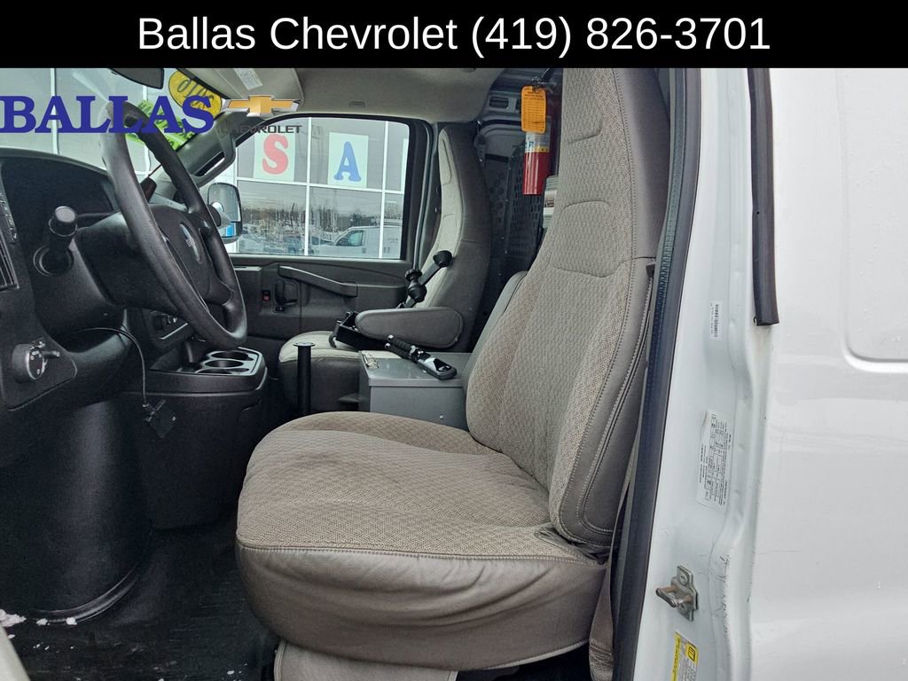 Certified 2016 GMC Savana 2500 image 20