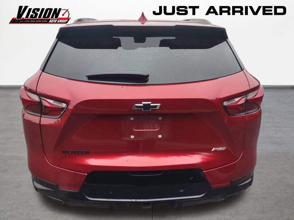 Used 2022 Chevrolet Blazer RS w/ Enhanced Convenience Package FWD image 4