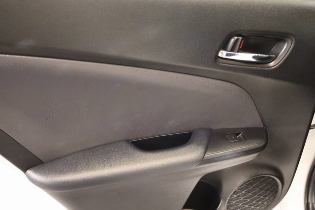 Used 2022 Toyota Prius LE FWD image 29