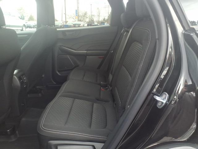 Certified 2025 Ford Escape Active w/ Cold Weather Package image 9