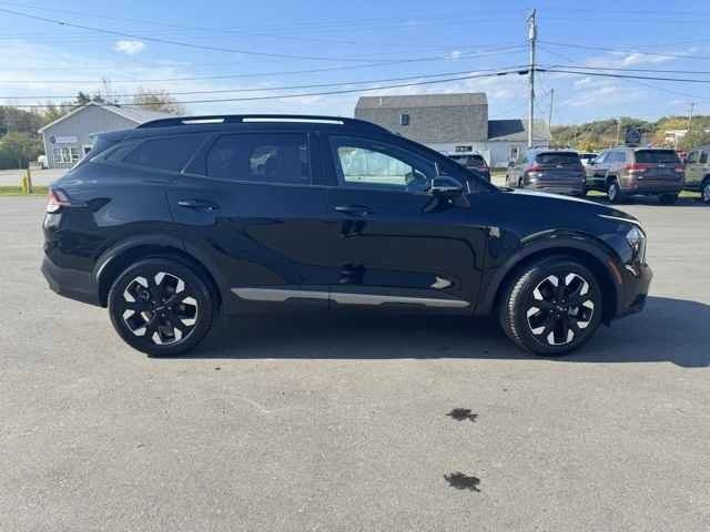 Used 2023 Kia Sportage X-Line w/ X-Line Premium Package image 4