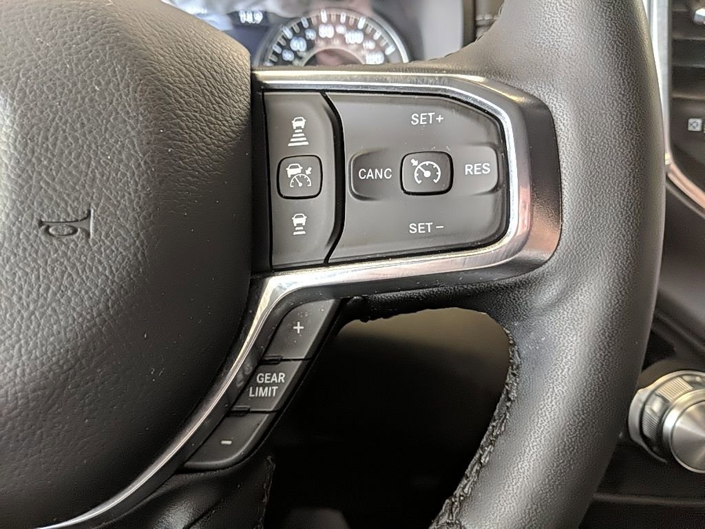 Used 2025 RAM 1500 Laramie image 19