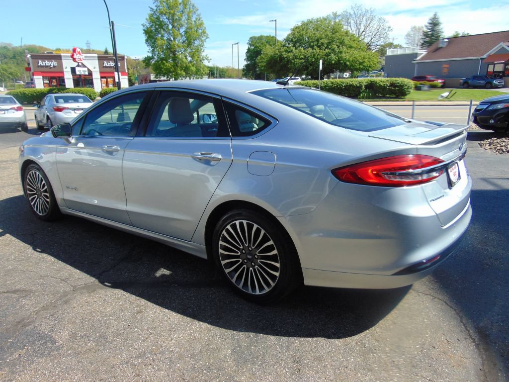 Used 2018 Ford Fusion Titanium FWD image 8
