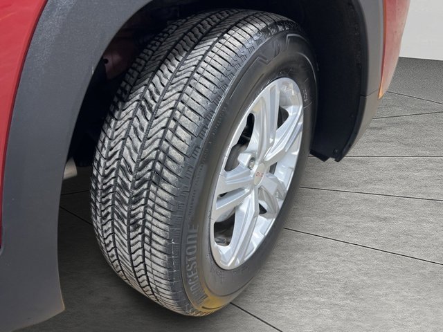 Used 2024 GMC Terrain SLE image 62