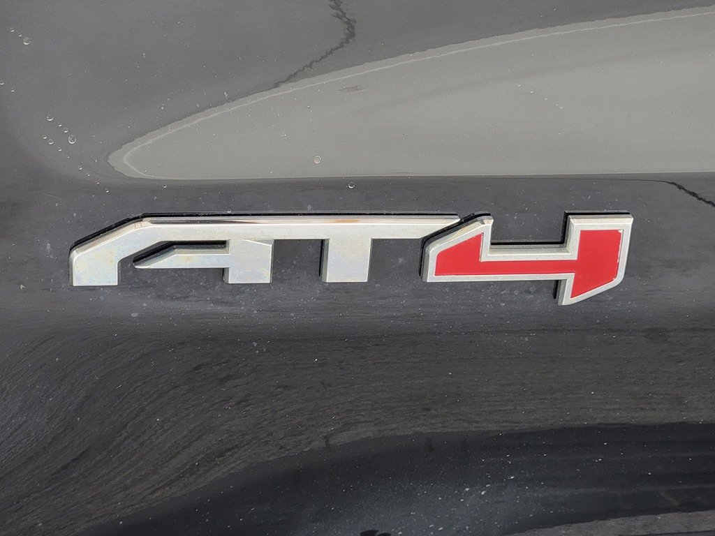 Used 2021 GMC Sierra 1500 AT4 image 16