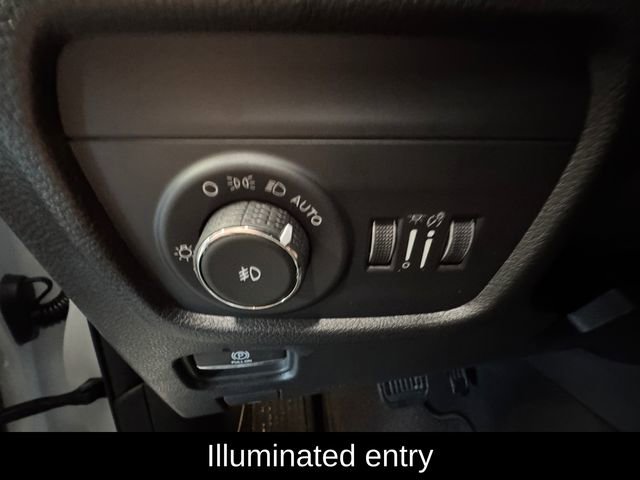 New 2026 Jeep Grand Cherokee Limited w/ Trailer Tow Package image 25