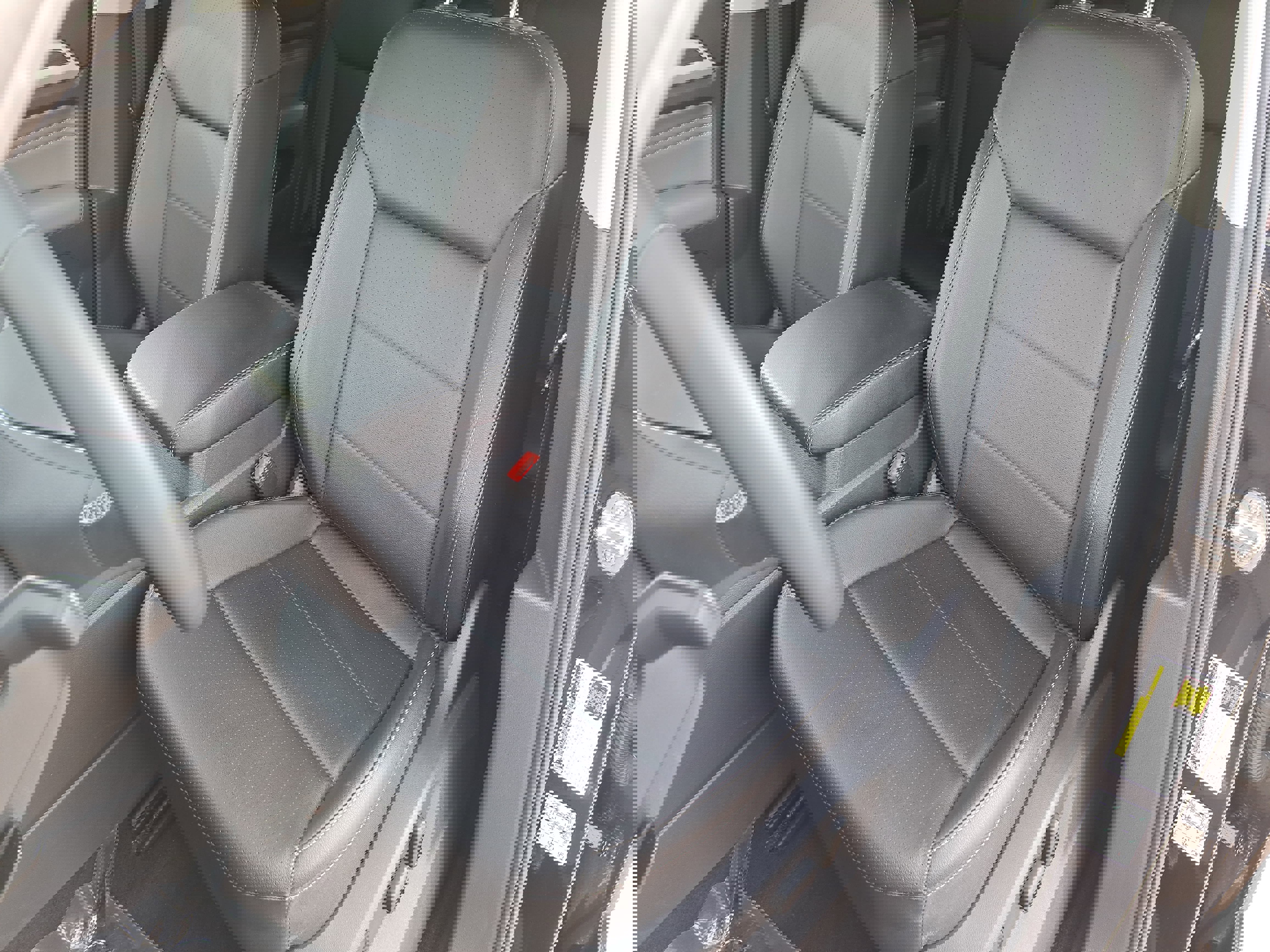 Used 2021 Volkswagen Atlas SE image 16