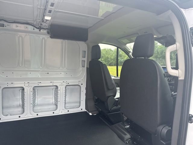 New 2025 Ford Transit 250 Low Roof image 30
