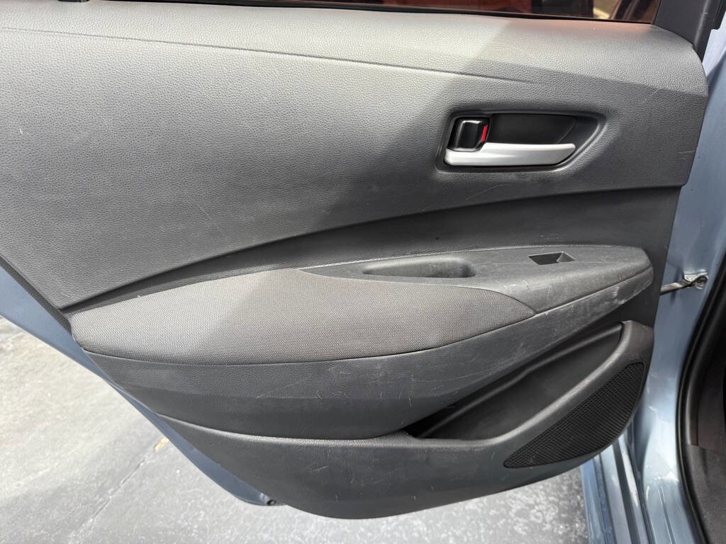 Used 2021 Toyota Corolla LE image 22