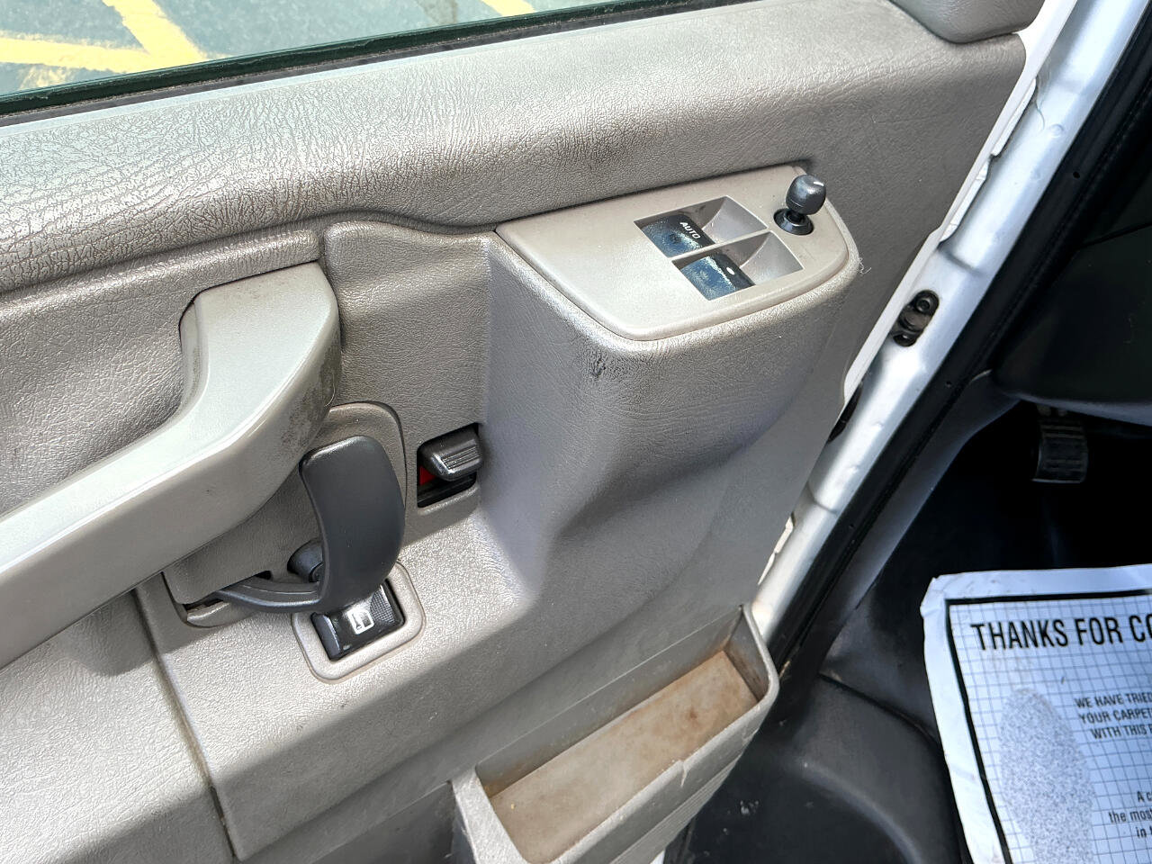 Used 2019 Chevrolet Express 3500 w/ Driver Convenience Package image 9