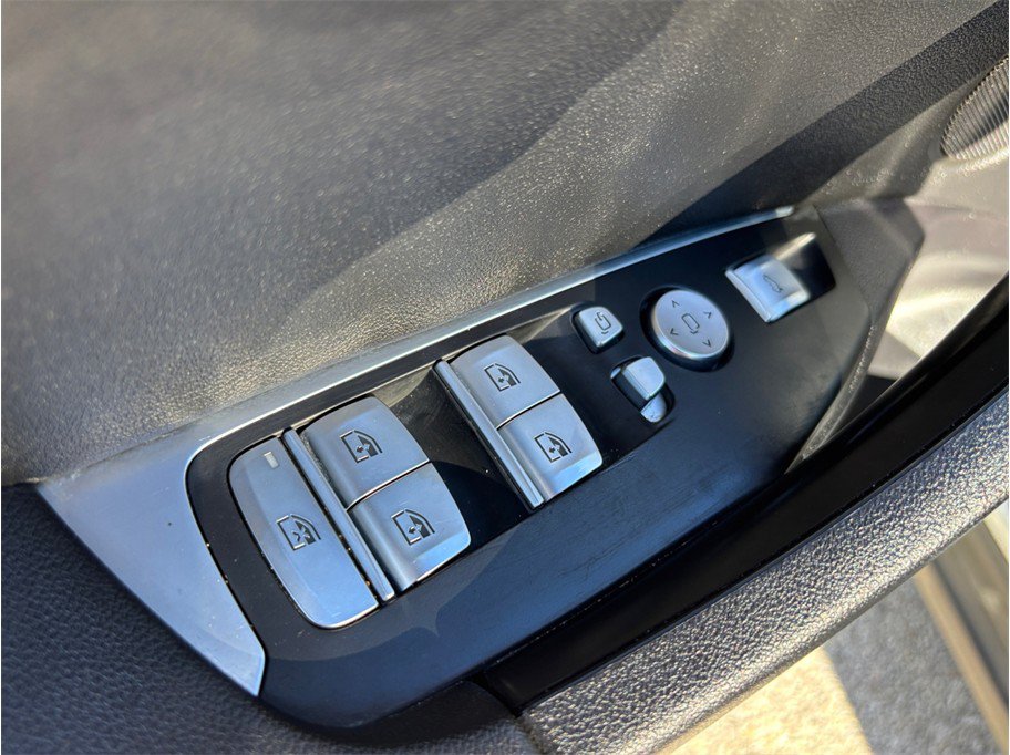 Used 2021 BMW X3 sDrive30i RWD image 21