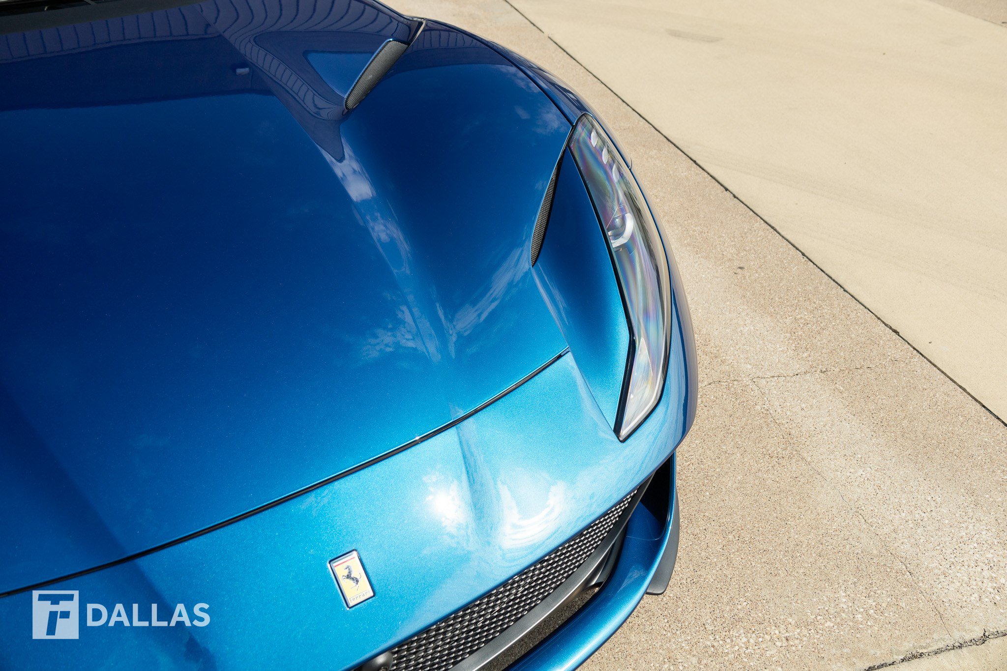 Used 2018 Ferrari 812 Superfast RWD image 26