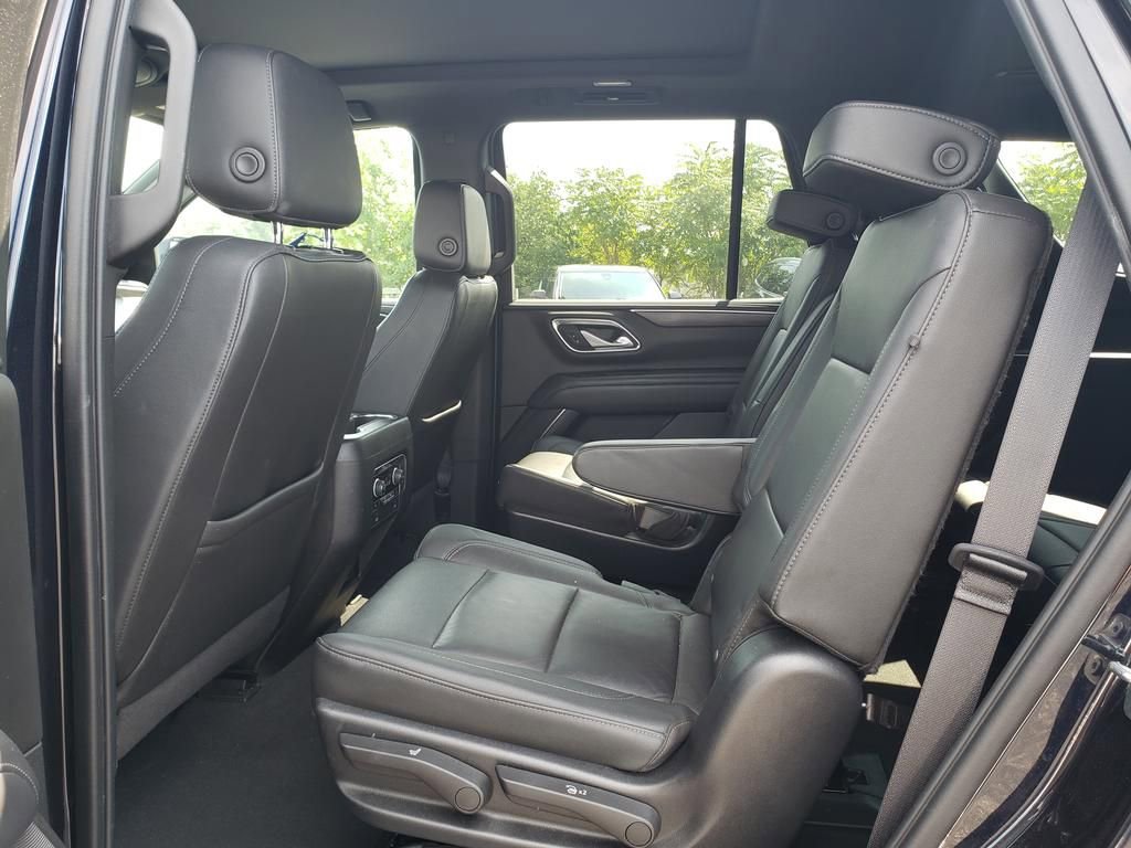 Used 2022 Chevrolet Tahoe LT w/ LT Signature Package image 15