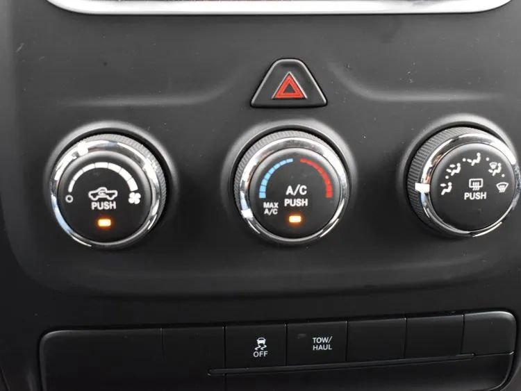 Used 2024 RAM 1500 Classic SLT image 30