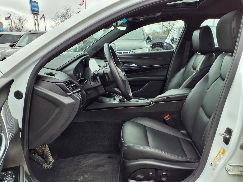 Used 2022 Cadillac CT4 Luxury w/ Sun And Sound Package image 17