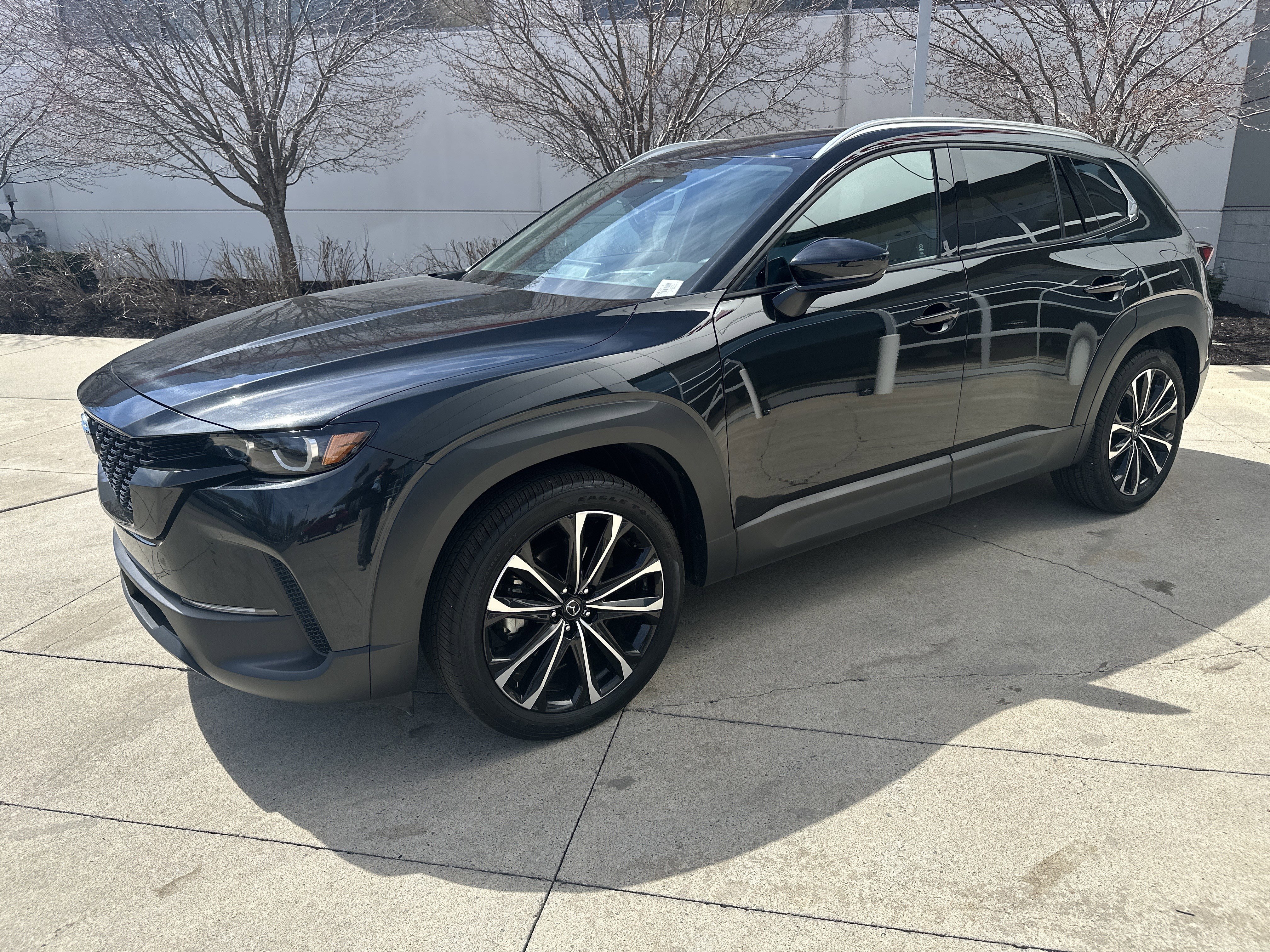 Used 2025 MAZDA CX-50 AWD 2.5 S w/ Premium Plus Pkg image 3