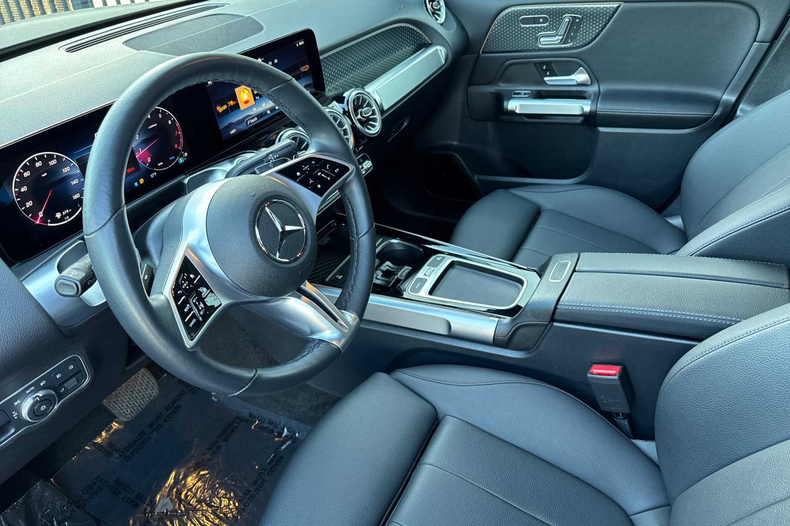 Certified 2025 Mercedes-Benz GLB 250 4MATIC image 10