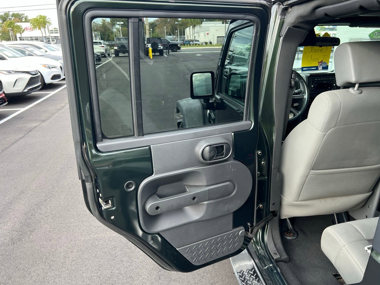 Used 2010 Jeep Wrangler Unlimited Sport image 28