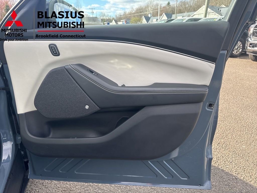 Used 2024 Ford Mustang Mach-E Premium image 37