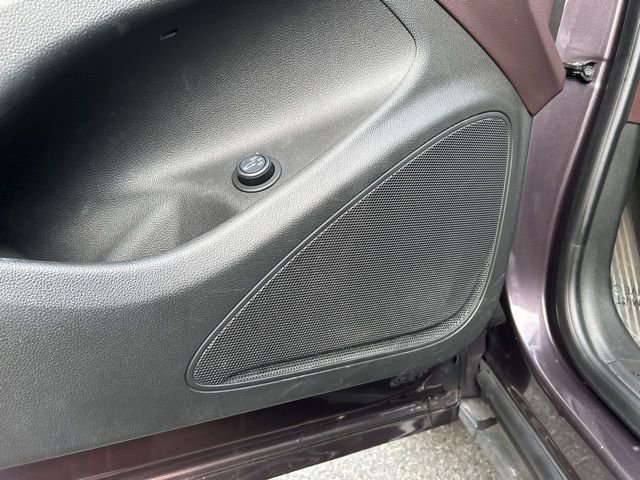 Used 2017 Buick Envision Essence image 12