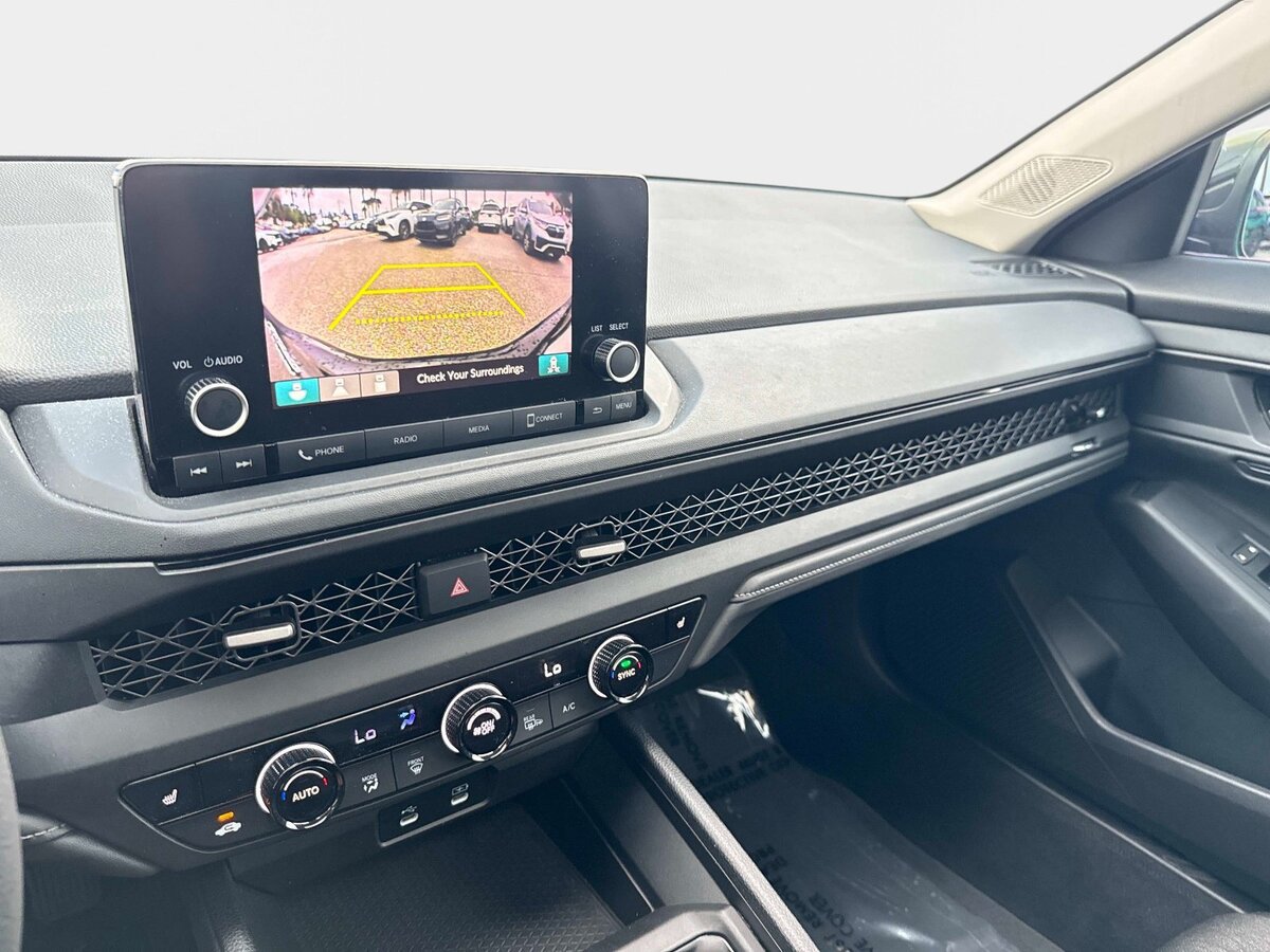 Used 2023 Honda Accord EX image 23