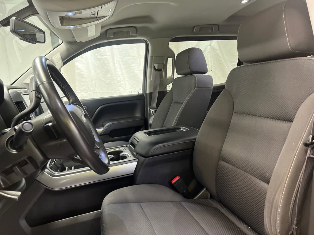 Used 2017 Chevrolet Silverado 1500 LT w/ All Star Edition AWD/4WD image 22