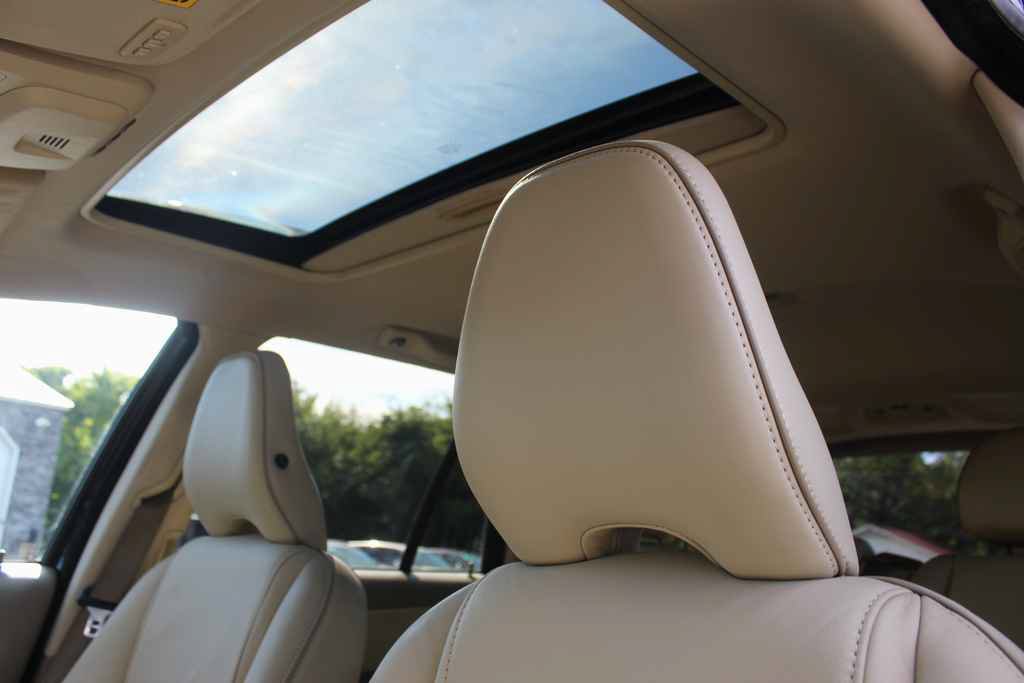 Used 2013 Volvo XC90 3.2 AWD/4WD image 24