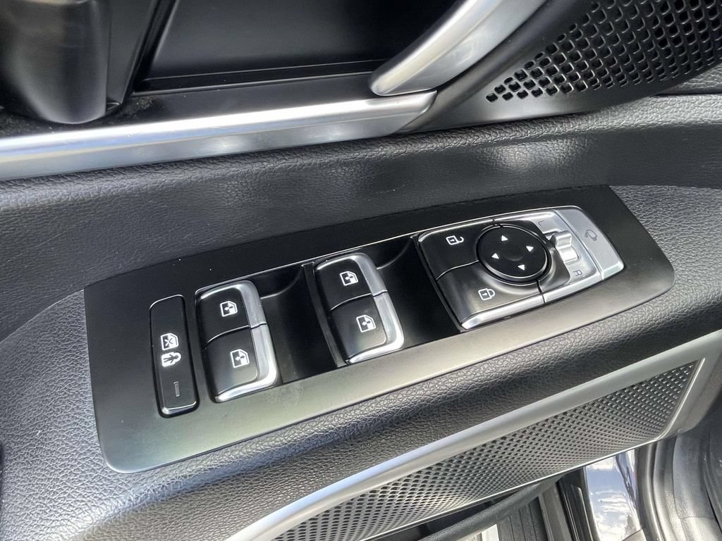 Used 2022 Kia Telluride EX w/ EX Premium Package AWD/4WD image 15