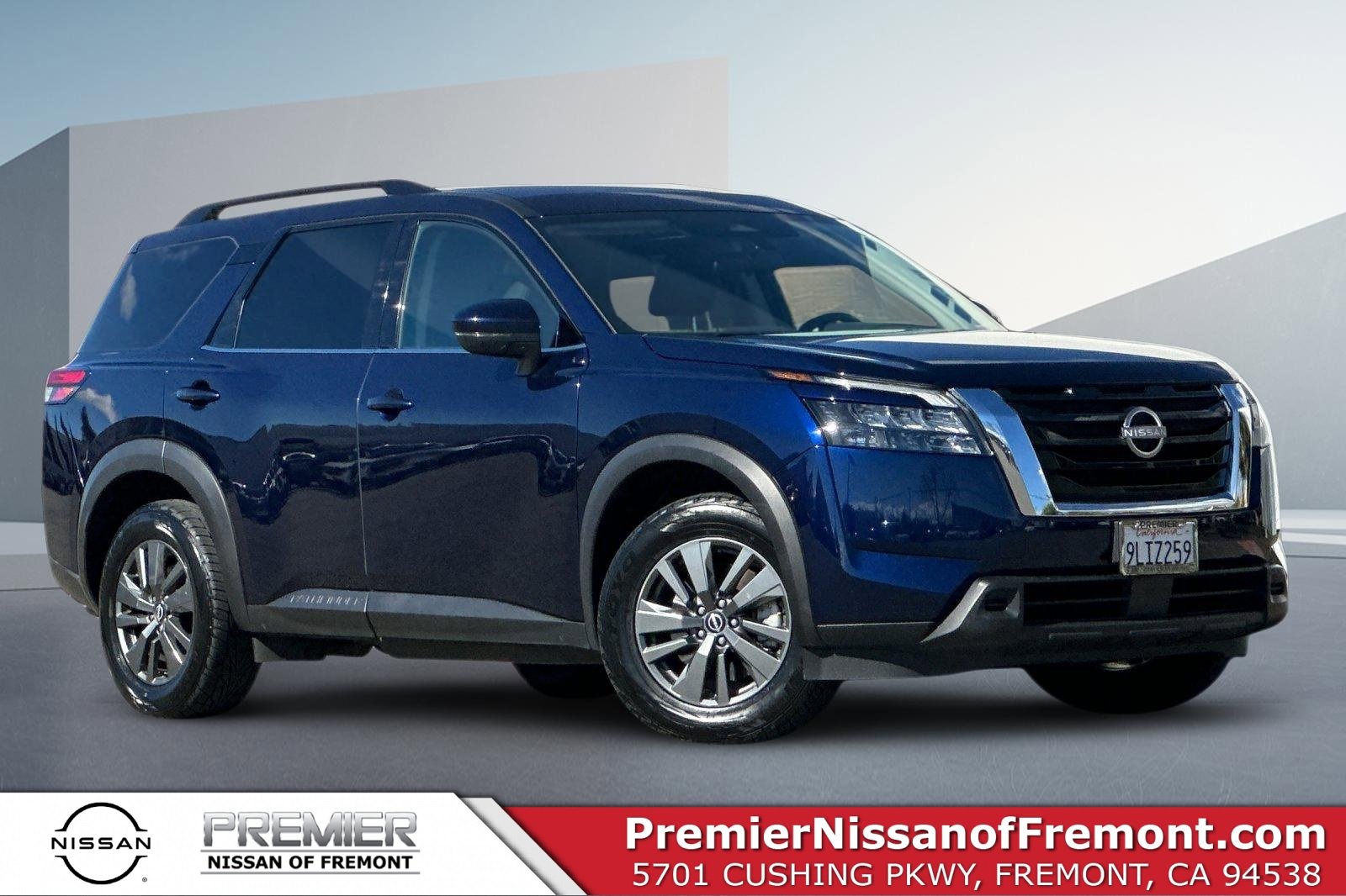Certified 2024 Nissan Pathfinder SV video 1