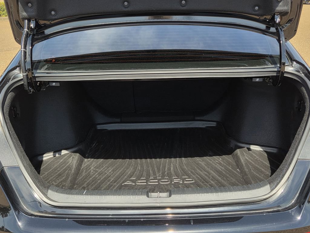 Used 2023 Honda Accord EX image 23