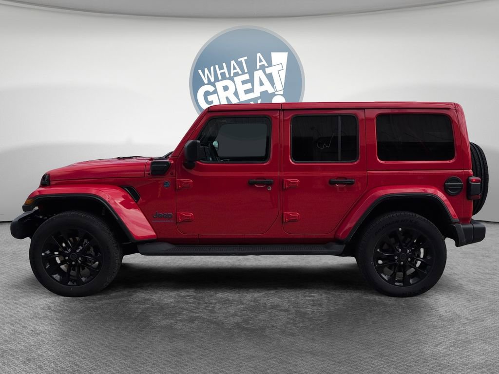 Used 2025 Jeep Wrangler Unlimited Sahara image 7