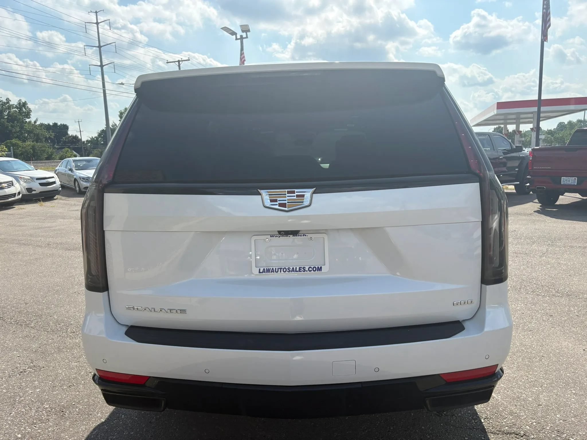 Used 2022 Cadillac Escalade Sport Platinum AWD/4WD image 6