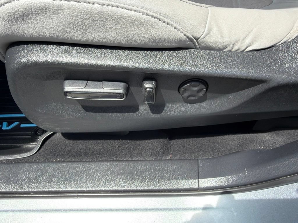 Used 2018 Honda CR-V Touring image 19