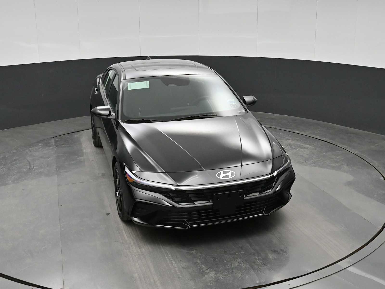 New 2026 Hyundai Elantra SEL Sport FWD image 23