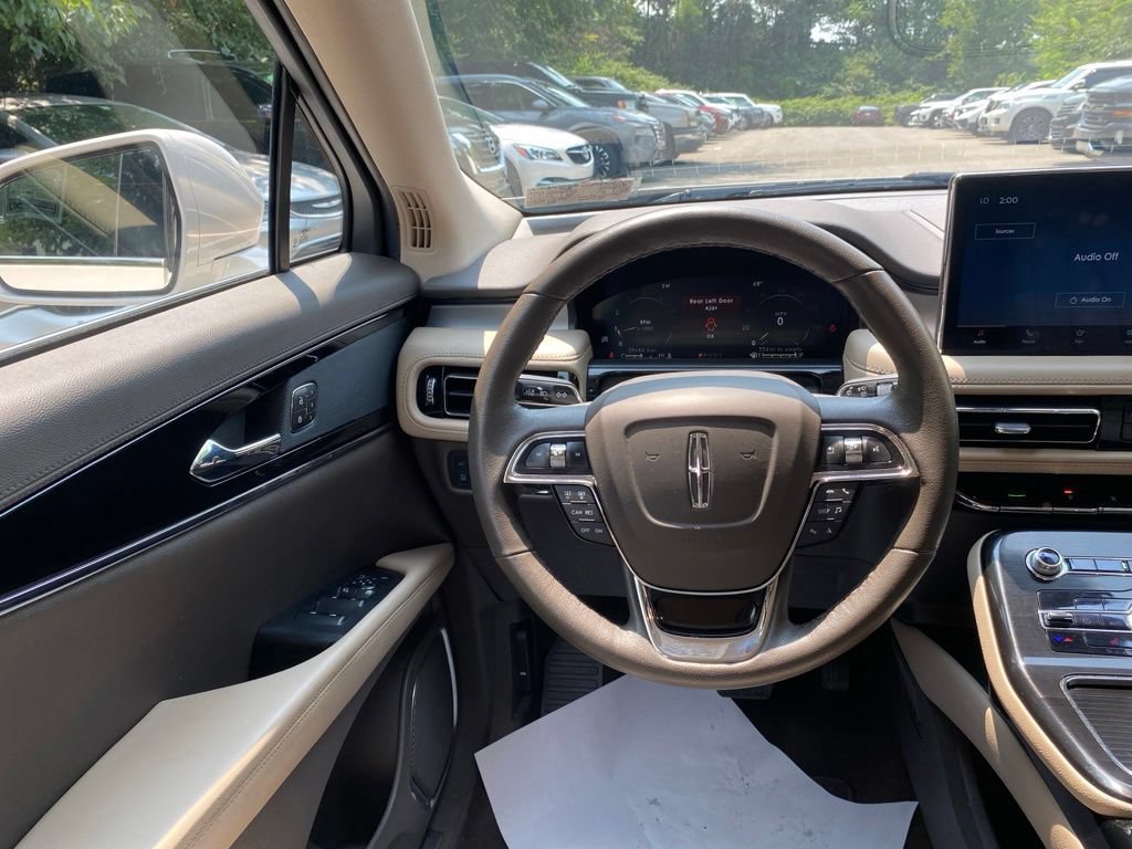 Used 2022 Lincoln Nautilus AWD image 13