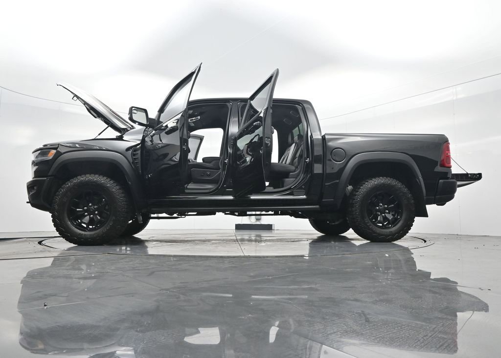 Used 2025 RAM 1500 RHO image 46