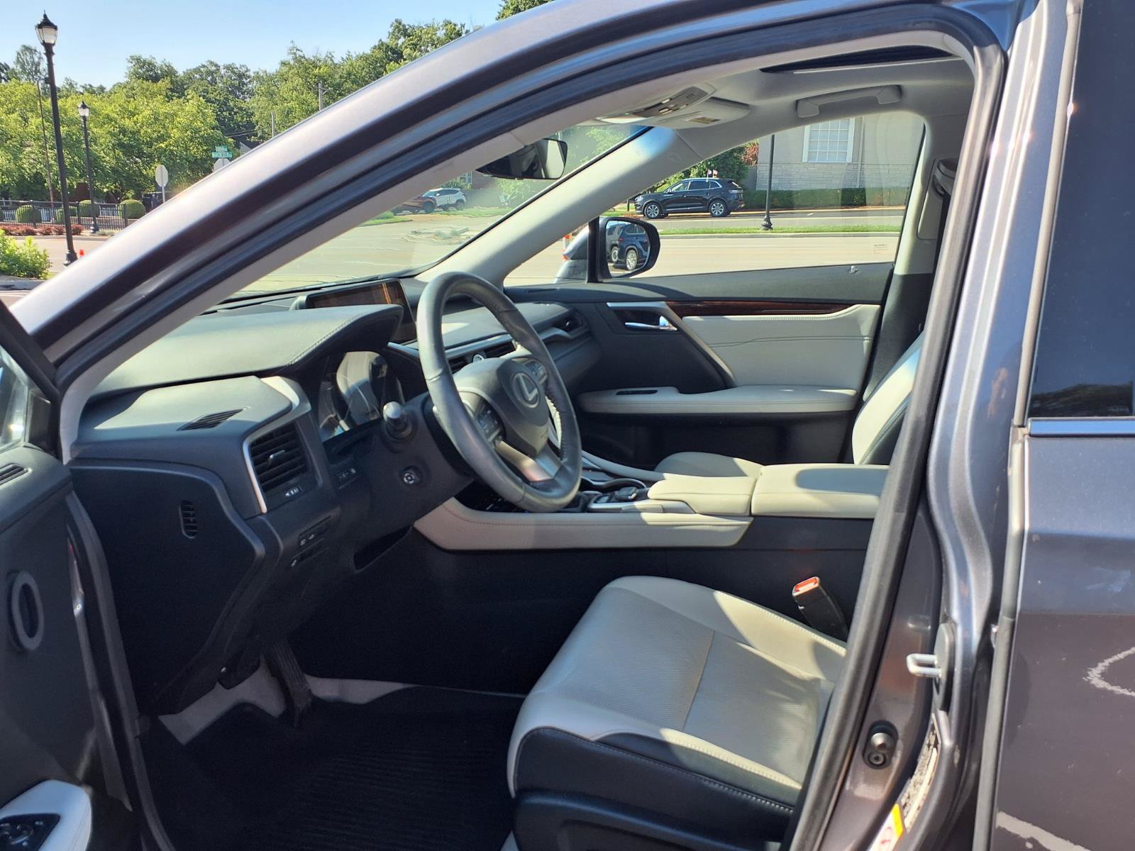 Used 2017 Lexus RX 350 AWD image 22