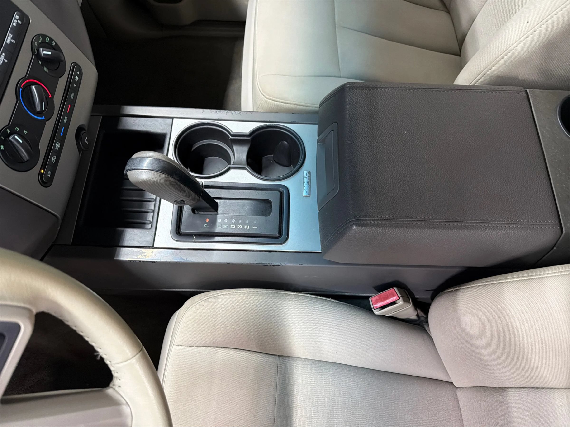 Used 2012 Ford Expedition XLT RWD image 27