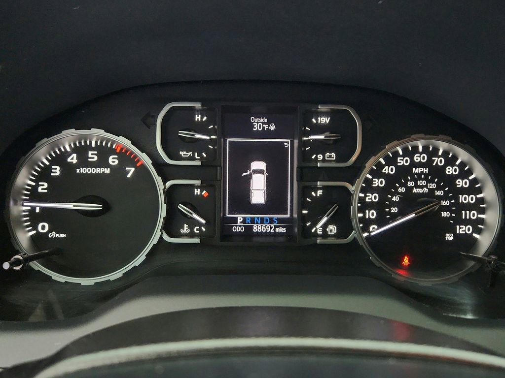 Used 2018 Toyota Tundra SR5 w/ TRD Off Road Package image 12
