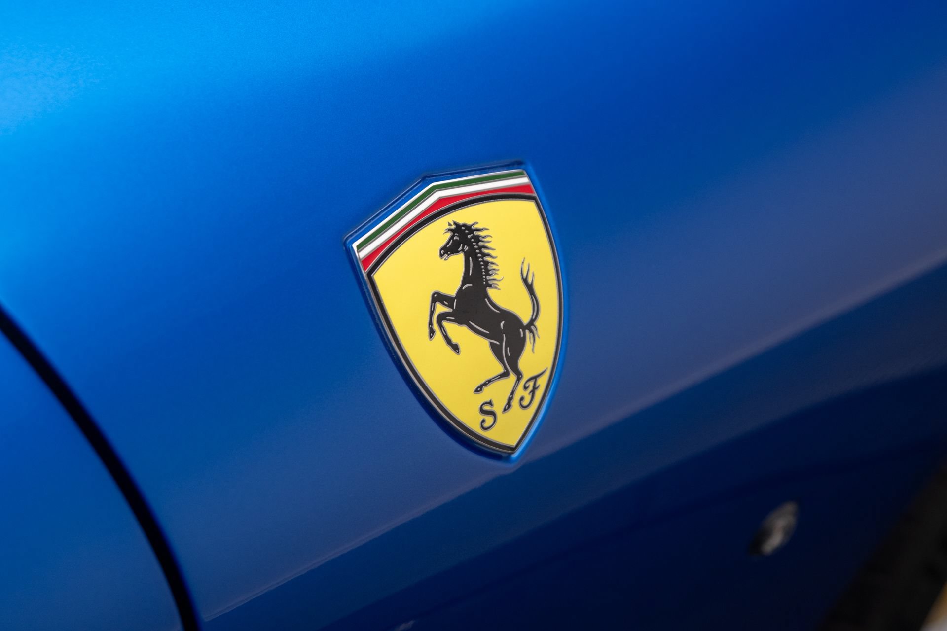 Used 2026 Ferrari Roma Spider RWD image 42