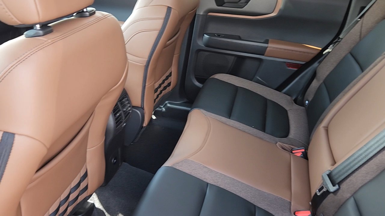 New 2025 Ford Bronco Sport Outer Banks image 21