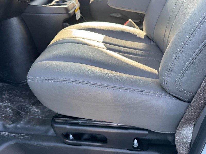 New 2026 Chevrolet Express 2500 RWD image 9