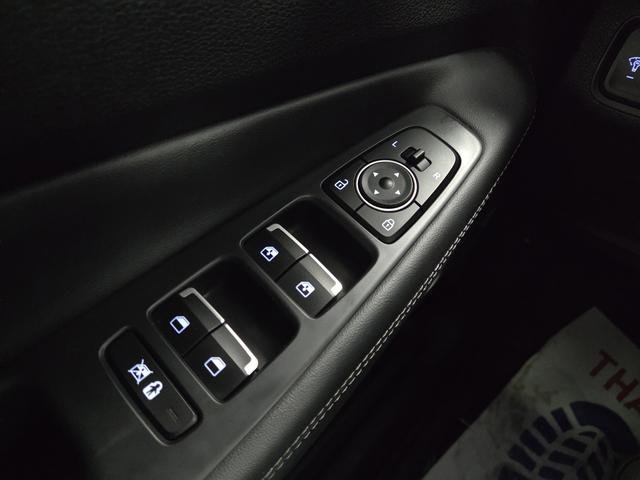 Used 2020 Hyundai Santa Fe Limited image 33