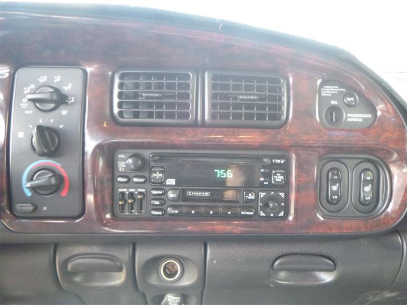 Used 2001 Dodge Ram 2500 Truck 4x4 Quad Cab image 13