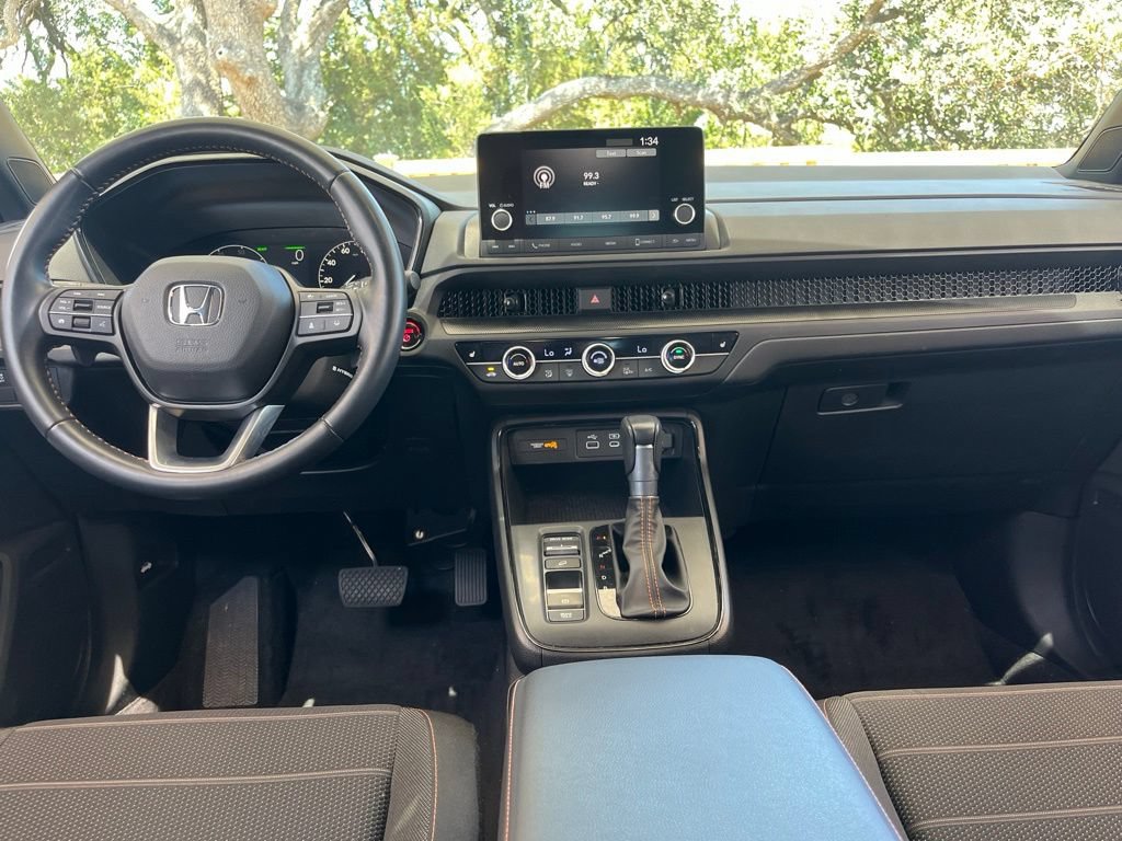 Certified 2025 Honda CR-V Sport image 17