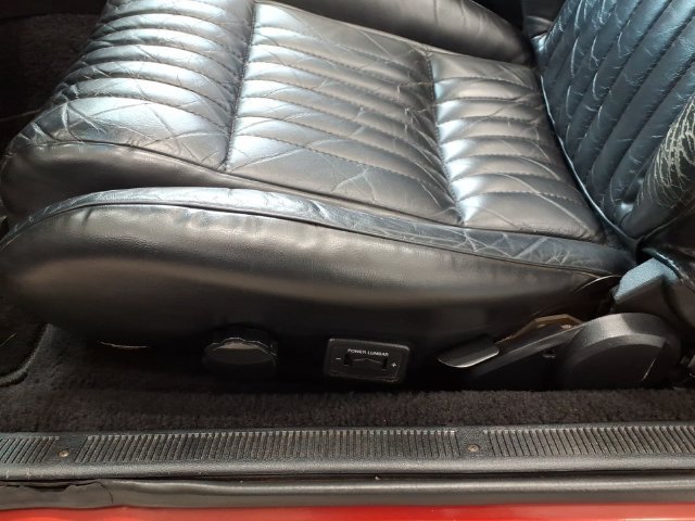 Used 1993 Ford Mustang LX RWD image 11