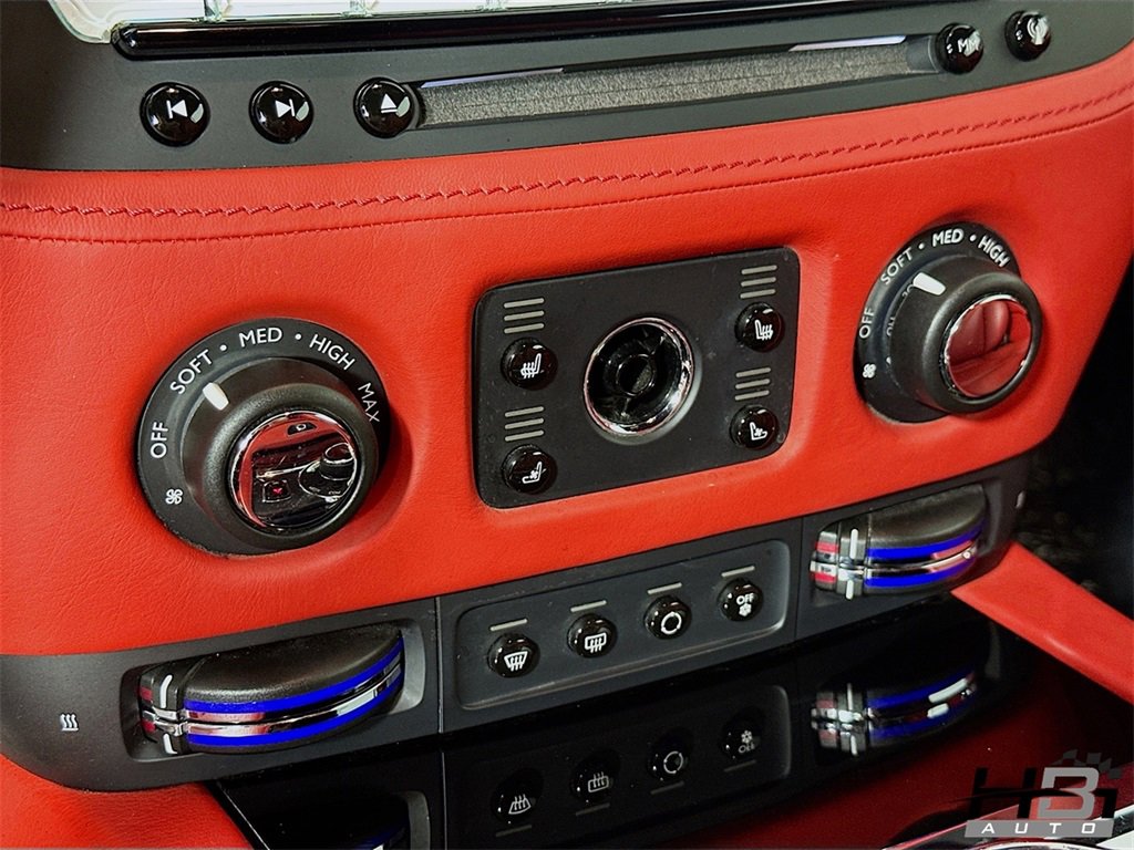 Used 2018 Rolls-Royce Dawn image 13